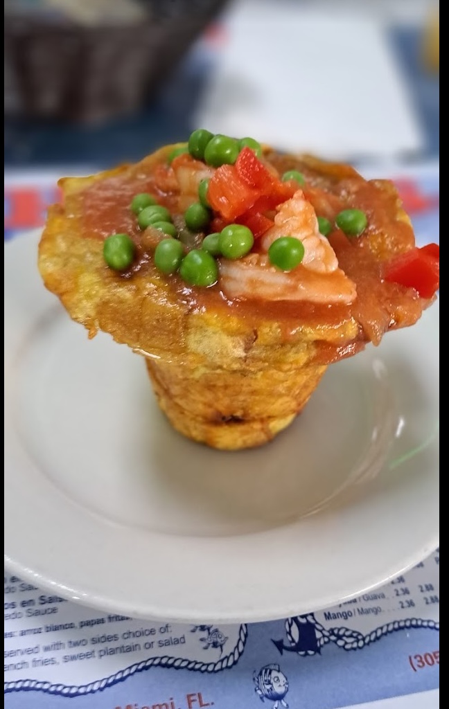 Savory dish with peas and shrimp